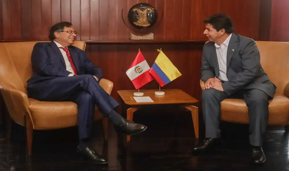 Gustavo Petro se reunió con Pedro Castillo antes de la Cumbre de la CAN realizada en Lima este lunes 29 de agosto. Foto: EFE