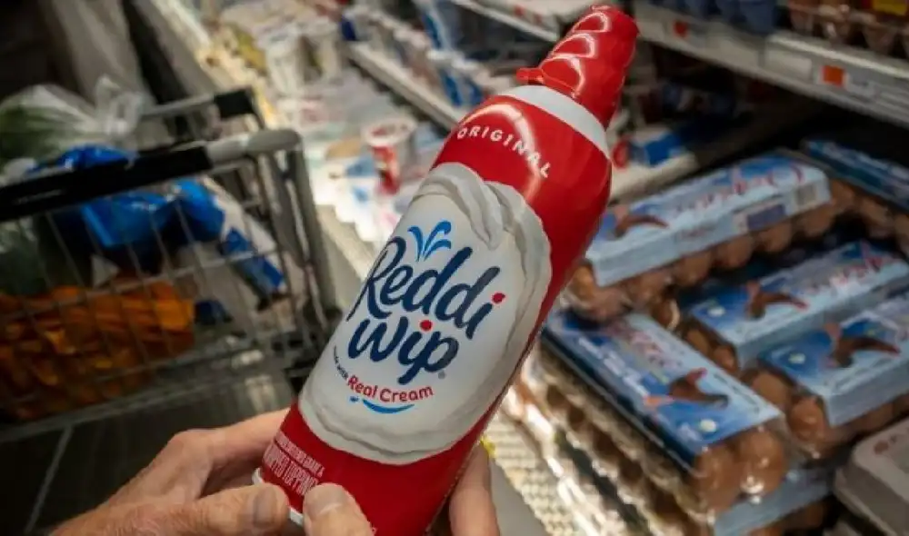 El óxido de nitrógeno, también conocido como 'gas de la risa', no es ilegal, y se usa para conservar la consistencia de la crema batida. Foto: radioytvmexiquense.mx