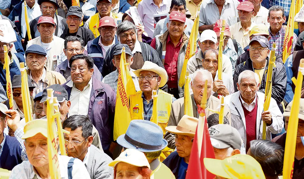 Sin justicia. Son alrededor de 2 millones de exfonavistas, en su mayoría adultos mayores. Foto: La República