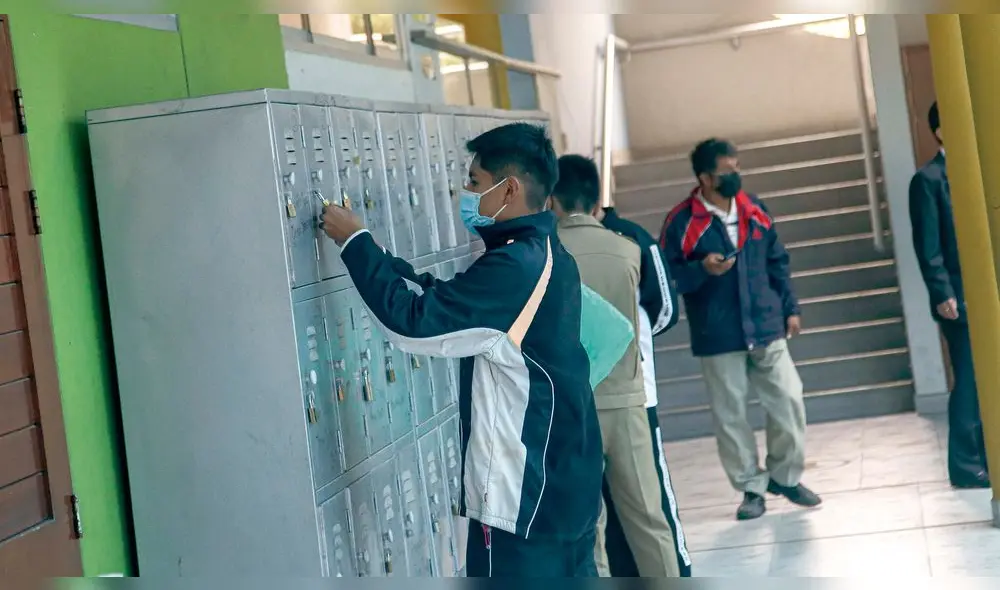 Día de prueba. Mañana la mayoría de escolares retorna a clases tras feriado, con nueva disposición sobre uso de barbijos. Foto: Rodrigo Talavera/La República