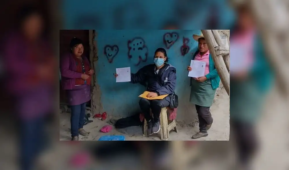 ODPE recorre lugares de difícil acceso en la sierra para entregar credenciales. Foto: ODPE