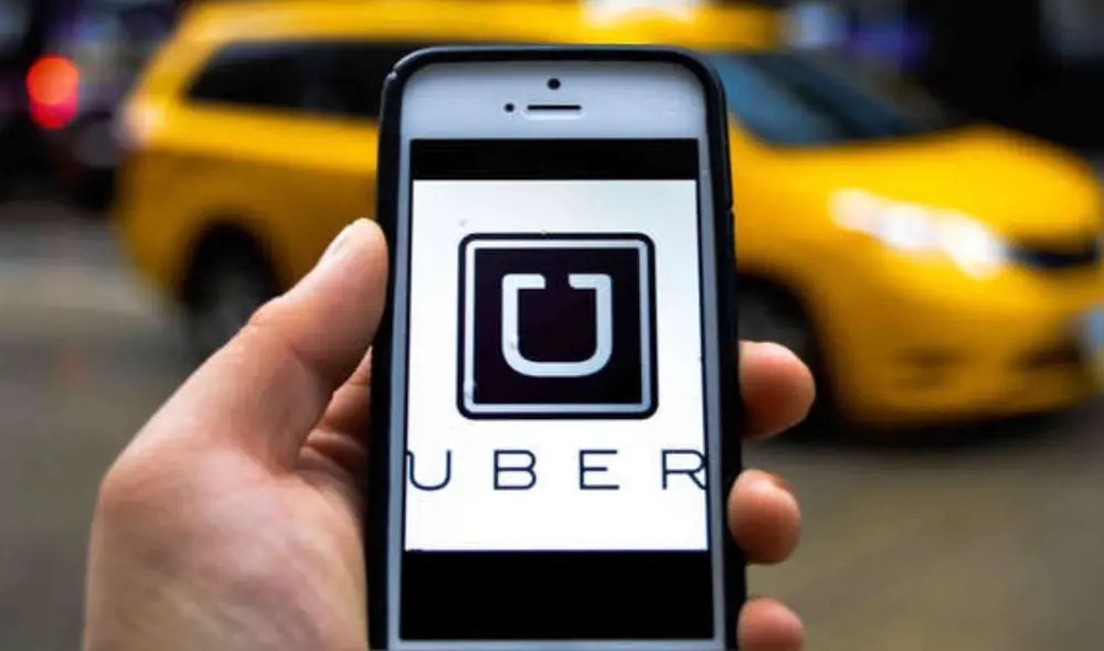 Para convertirte en socio de una aplicación de taxis solo debes ingresar a su web principal. Foto: AFP