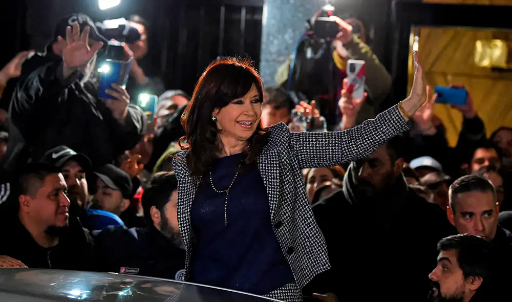 Por la tarde habrá una movilización masiva en Plaza de Mayo para apoyar a Cristina Kirchner. Foto: AFP Por la tarde habrá una movilización masiva en Plaza de Mayo para apoyar a Cristina Kirchner. Foto: AFP
