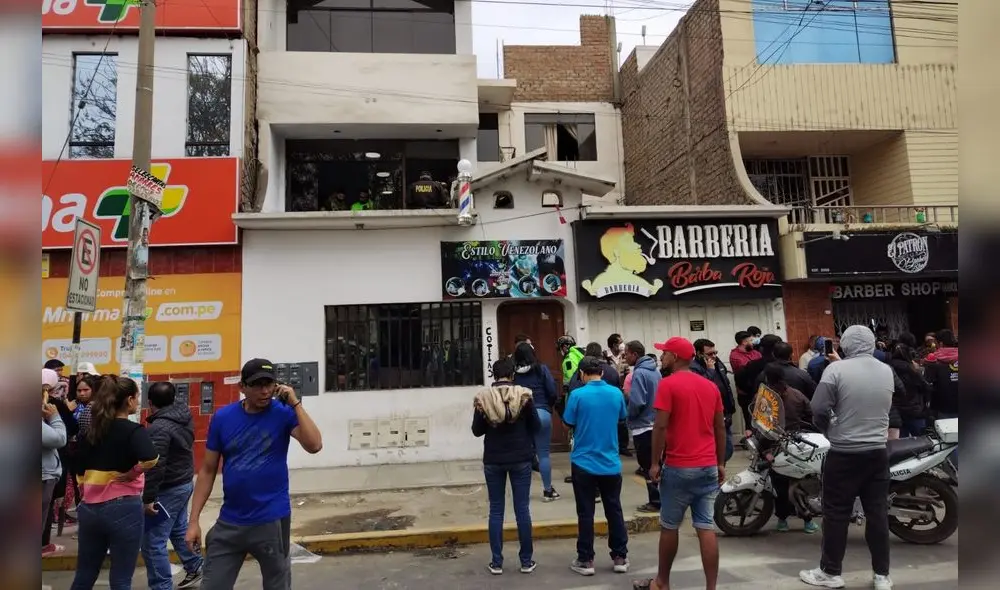 Vecinos escucharon hasta 8 balazos. Foto: La República/Yolanda Goicochea Vecinos escucharon hasta 8 balazos. Foto: La República/Yolanda Goicochea