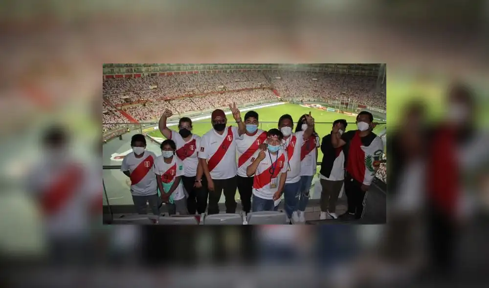 Carnet de vacunación es obligatoria en espacios abiertos y cerrados. Foto: Andina