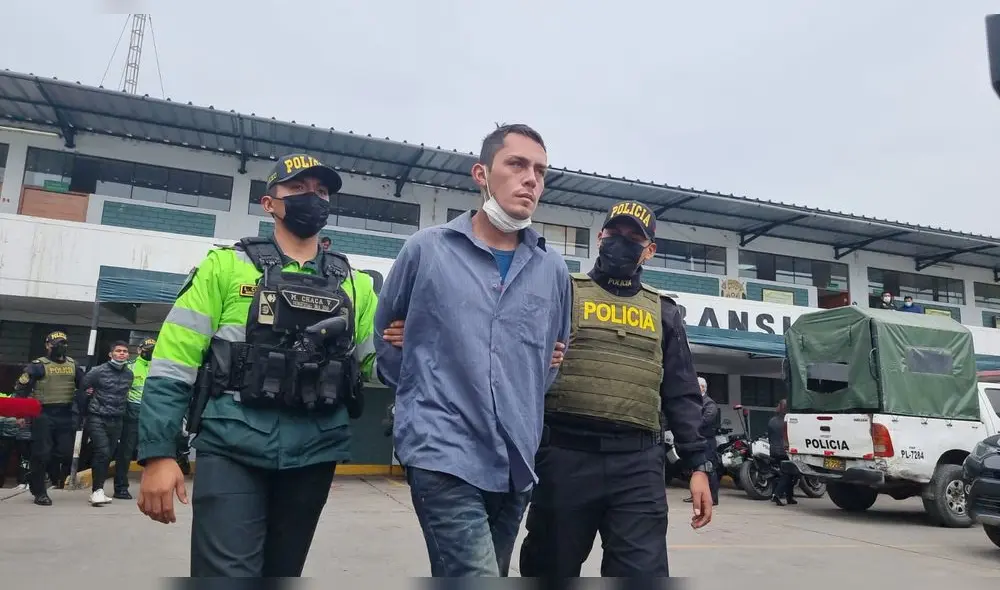 Ambos ladrones cuentan con antecedentes por hurto y robo agravado. Foto: Jessica Merino/URPI-LR Ambos ladrones cuentan con antecedentes por hurto y robo agravado. Foto: Jessica Merino/URPI-LR