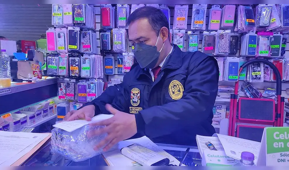 SJL: stands del mercado de Santa Rosa brindaban servicios de reparación, desbloqueo, compra y venta de celulares. Foto: La República