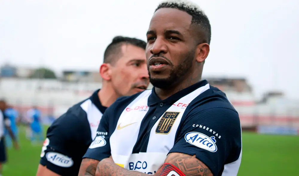 Jefferson Farfán podría jugar nuevamente con Alianza Lima ante Universitario. Foto: Liga 1 Jefferson Farfán podría jugar nuevamente con Alianza Lima ante Universitario. Foto: Liga 1
