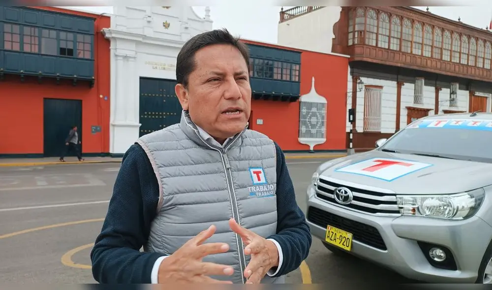 Rodríguez acusó a Acuña de mangonear en el Congreso con su bancada. Foto: MF