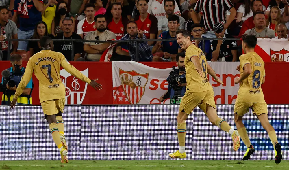 Barcelona vs. Sevilla: con goles de Raphinha y Lewandowski, los culés se fueron al descanso con el marcador 2-0 a su favor. Foto: EFE Barcelona vs. Sevilla: con goles de Raphinha y Lewandowski, los culés se fueron al descanso con el marcador 2-0 a su favor. Foto: EFE