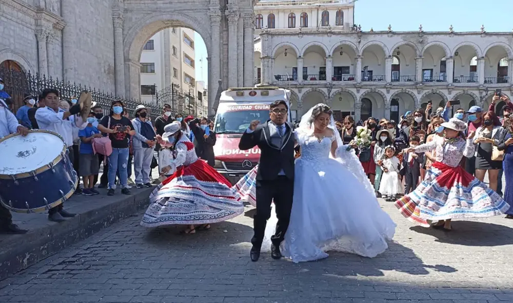 Boda comunitaria volvió a ser presencial tras los 2 primeros años de la pandemia de COVID-19. Foto: La República