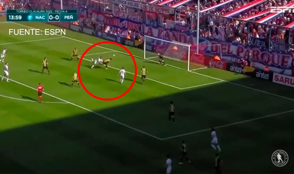 Luis Suárez casi anota el 1-0 de Nacional. Foto: captura Star Plus