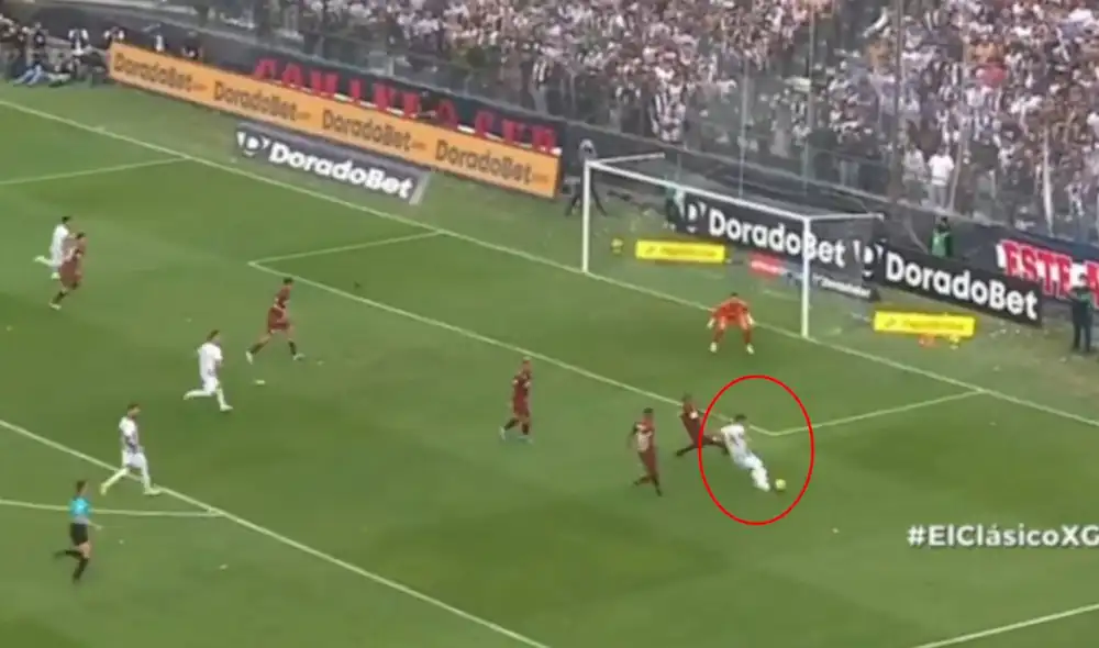 Benavente tuvo en sus pies el 1-0 para los blanquiazules. Foto: captura GolPerú