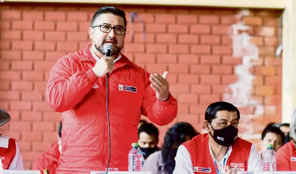 Con graves denuncias. El ministro Geiner Alvarado lleva tras de sí una investigación por casos de corrupción en los contratos de obras en Anguía, Cajamarca. Foto: difusión