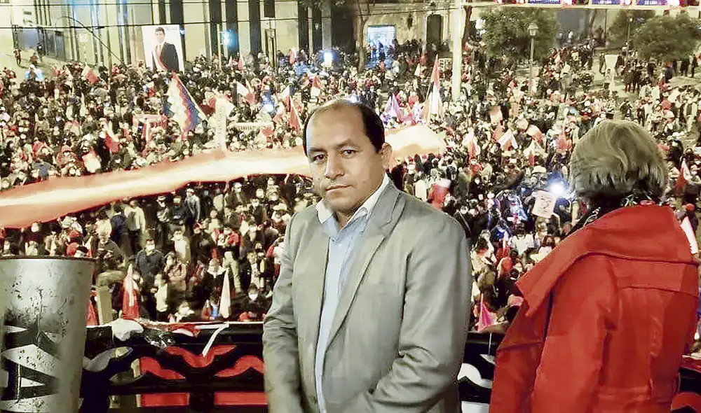 Por el terruño. Como integrante de ‘Los Chiclayanos’ y aprovechando el cargo, Marrufo logró obras para su pueblo. Foto: difusión Por el terruño. Como integrante de ‘Los Chiclayanos’ y aprovechando el cargo, Marrufo logró obras para su pueblo. Foto: difusión