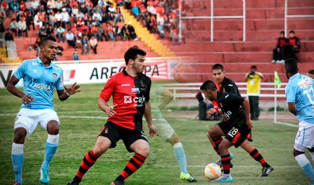 Melgar y Junior se enfrentaron en la primera fase de la Copa Sudamericana 2015. Foto: Composición Gerson Cardoso / DeChalaca / DeChalaca Melgar y Junior se enfrentaron en la primera fase de la Copa Sudamericana 2015. Foto: Composición Gerson Cardoso / DeChalaca / DeChalaca