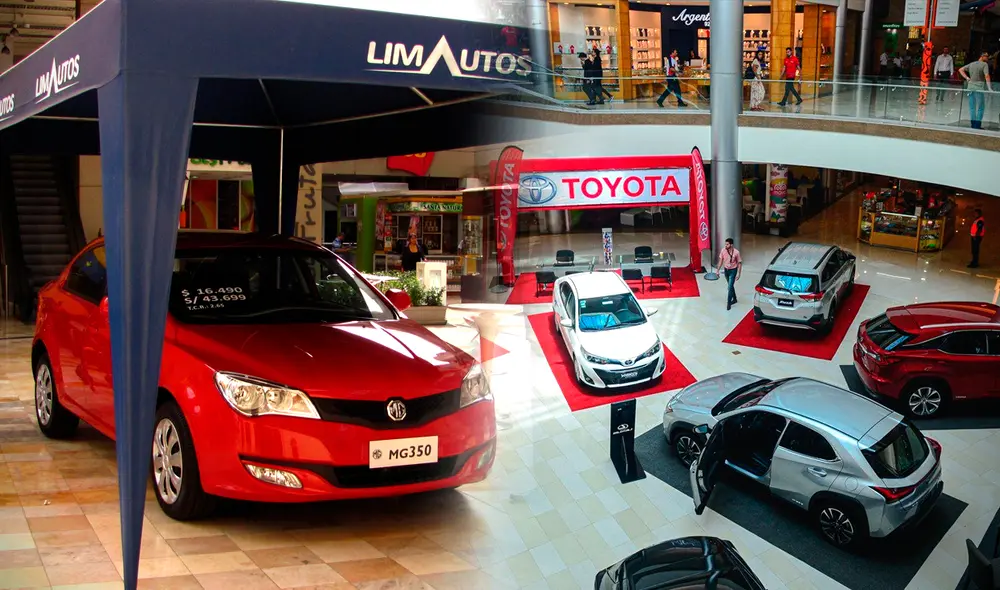 A más de uno le ha causado curiosidad el procedimiento para ingresar vehículos a los centros comerciales. Foto: composición de Gerson Cardoso/Neoauto/Twitter/@ToyotaCR A más de uno le ha causado curiosidad el procedimiento para ingresar vehículos a los centros comerciales. Foto: composición de Gerson Cardoso/Neoauto/Twitter/@ToyotaCR