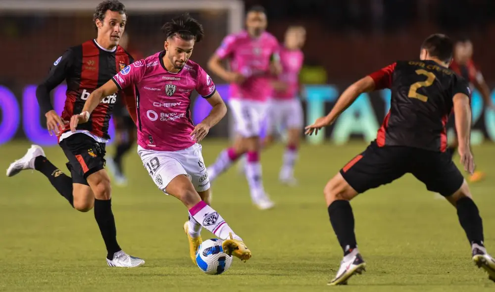 Melgar perdió en Arequipa ante Independiente del Valle y no pudo clasificar a la final de la Sudamericana. Foto: EFE