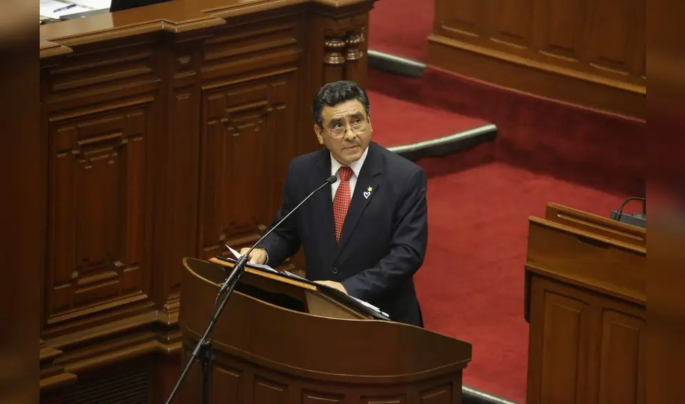 Ministro Huerta en el Hemiciclo para responder el pliego interpelatorio de 12 preguntas. Foto: John Reyes Ministro Huerta en el Hemiciclo para responder el pliego interpelatorio de 12 preguntas. Foto: John Reyes