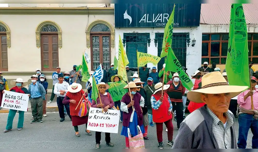 Rechazo. Pobladores en contra de la resolución del ANA. Foto: La República
