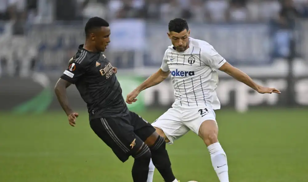 Zurich y Arsenal juegan en el Letzigrund Arena. Foto: EFE Zurich y Arsenal juegan en el Letzigrund Arena. Foto: EFE
