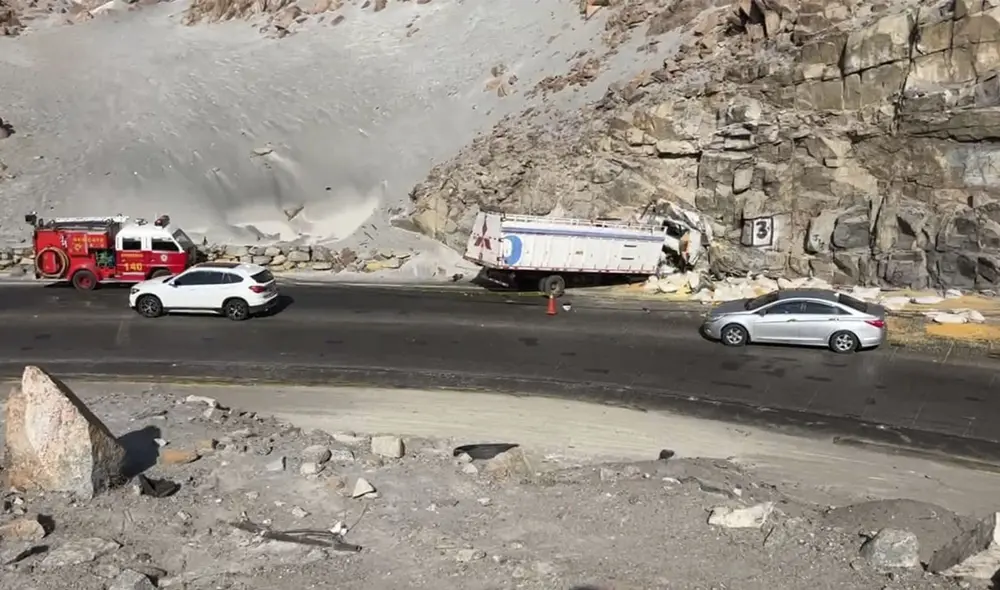 El accidente se produjo en el kilómetro 19 de la carretera. Foto: Radio Victoria