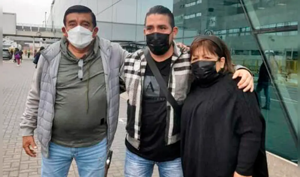 La última comunicación que tuvo Alan con su familia, fue cuando llegó a las orillas del río Grande. Foto: EFE La última comunicación que tuvo Alan con su familia, fue cuando llegó a las orillas del río Grande. Foto: EFE