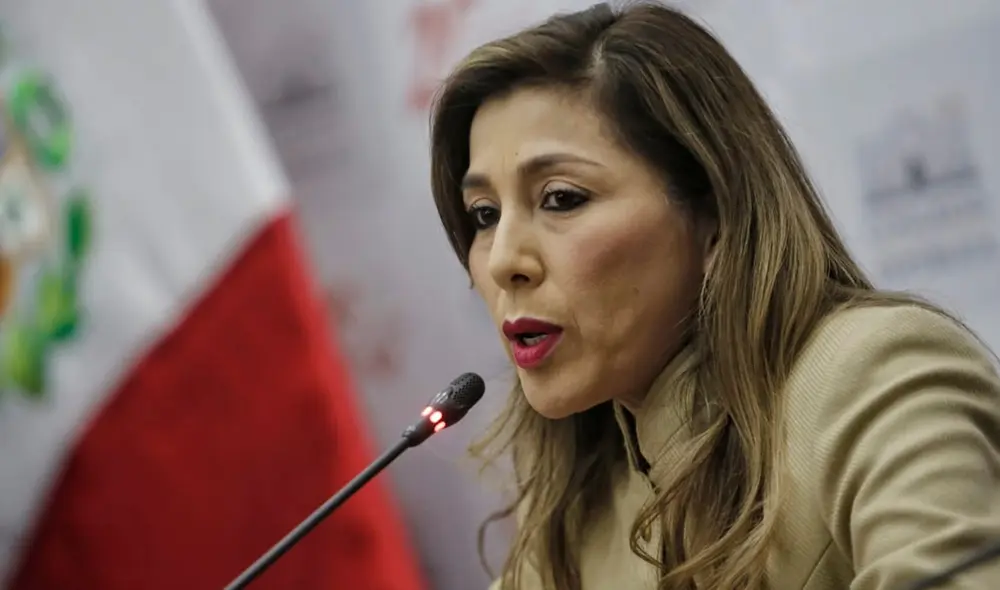 Lady Camones fue censurada luego de la filtración de audios comprometedores con César Acuña. Foto: Antonio Melgarejo/La República Lady Camones fue censurada luego de la filtración de audios comprometedores con César Acuña. Foto: Antonio Melgarejo/La República