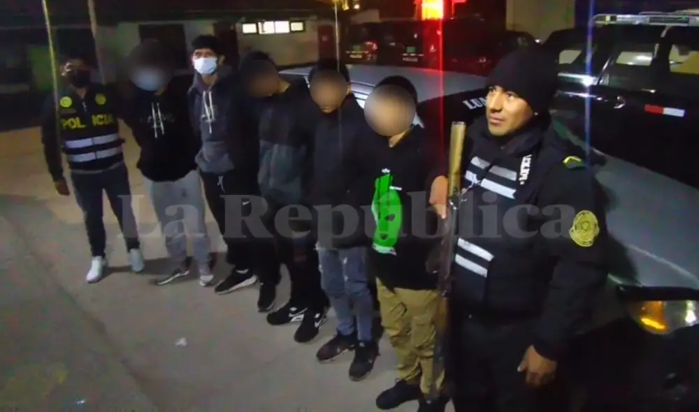 Los intervenidos estaban a bordo de un vehículo de placa de rodaje V4A-315. Foto: GLR/Jorddy Quispe