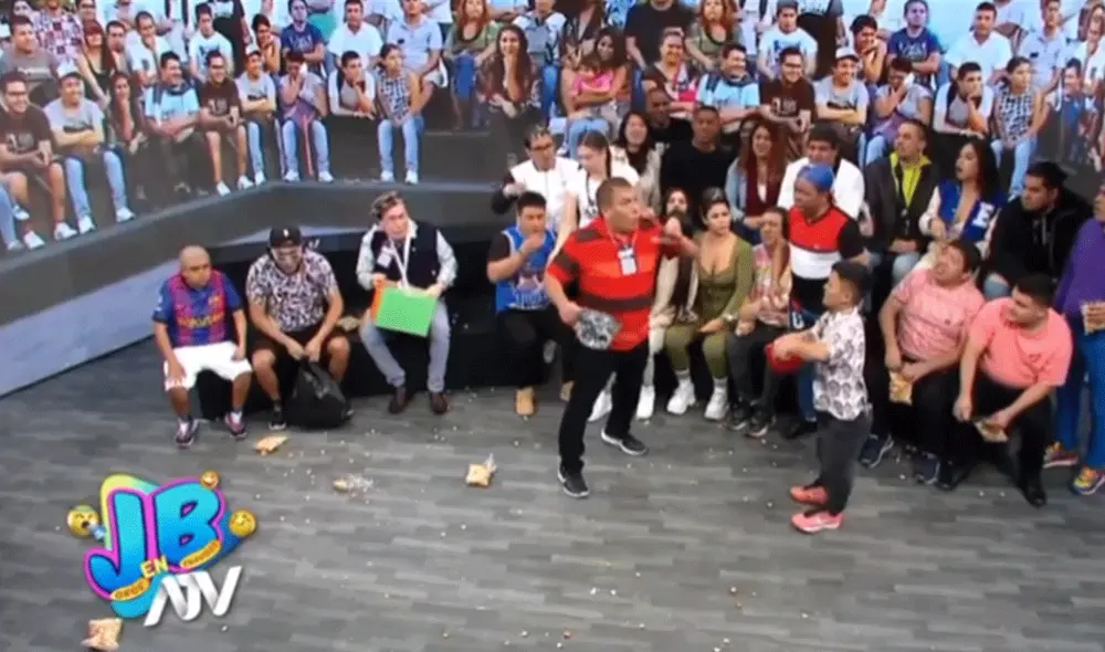 JB hace llamado a alcalde de Lima a favor de los cómicos ambulantes. Foto: captura de ATV JB hace llamado a alcalde de Lima a favor de los cómicos ambulantes. Foto: captura de ATV