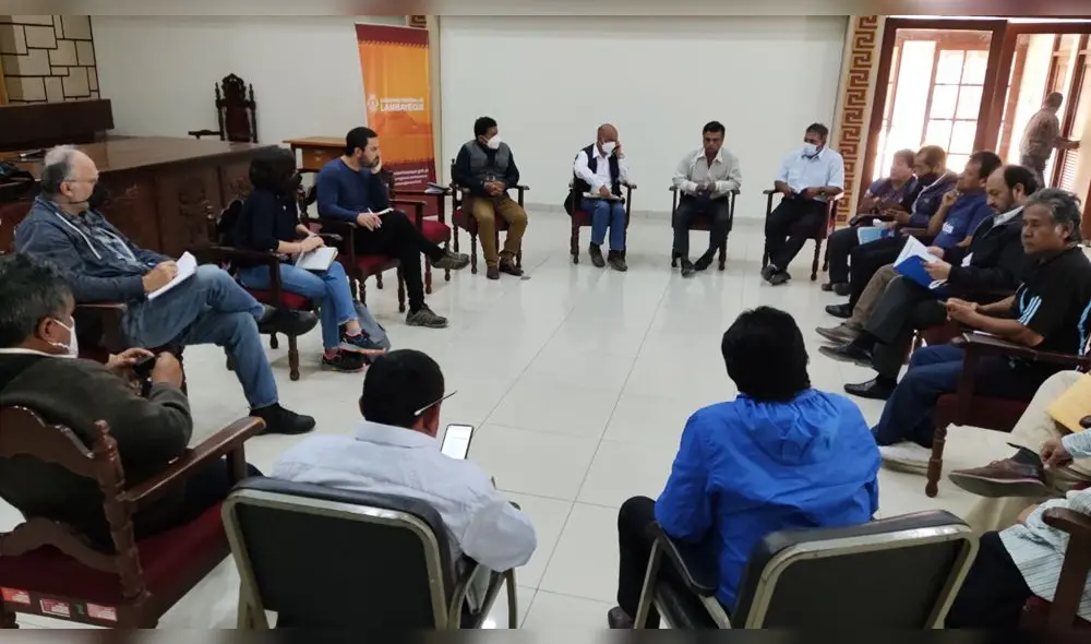 Reunión técnica con pescadores de Lambayeque para recoger aportes a nueva Ley General de Pesca. Foto: GORE Lambayeque
