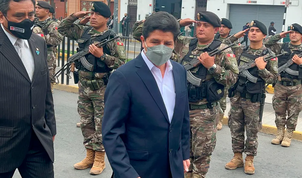 5 integrantes del GEIN se levantaron de sus asientos y se retiraron de la actividad cuando Pedro llegaba a la sede de la Dircote. Foto: Raúl Egúsquiza/URPI-LR