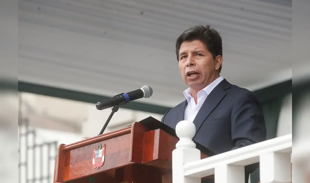 Pedro Castillo se presentó ante la PNP en San Bartolo. Foto: Presidencia Pedro Castillo se presentó ante la PNP en San Bartolo. Foto: Presidencia