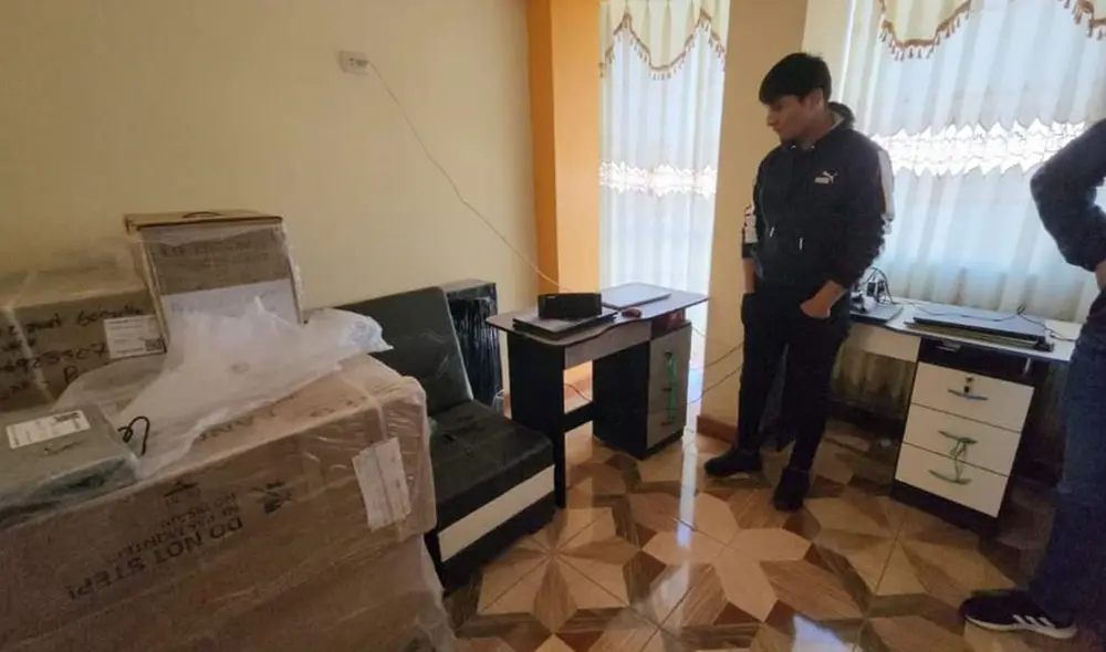 En el inmueble aparentemente alquilado, la Policía halló más de 30 equipos. Foto: PNP En el inmueble aparentemente alquilado, la Policía halló más de 30 equipos. Foto: PNP