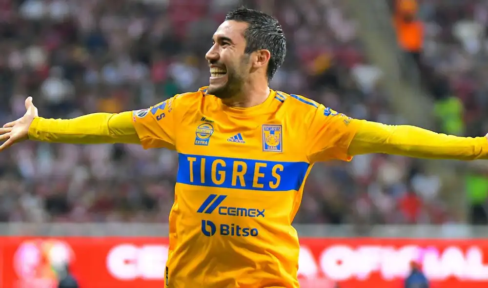 Vigón fue la gran figura del partido al anotar un doblete. Tigres escala en la tabla. Foto: Twitter Liga BBVA MX Vigón fue la gran figura del partido al anotar un doblete. Tigres escala en la tabla. Foto: Twitter Liga BBVA MX