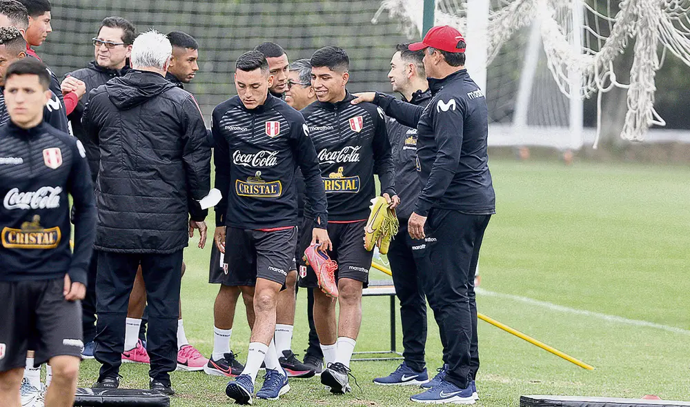 Complicidad. Reynoso da la bienvenida a los más jóvenes. Foto: difusión Complicidad. Reynoso da la bienvenida a los más jóvenes. Foto: difusión