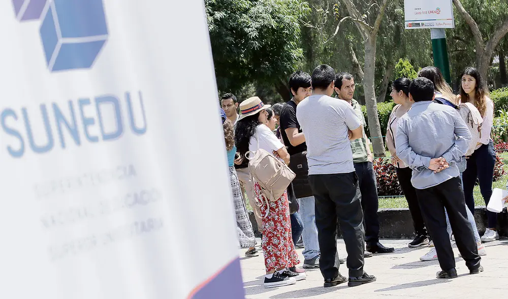 En la mira. La Universidad César Vallejo y otras nueve deberán demostrar que cumplen con los filtros adecuados para la elaboración de las tesis de sus alumnos. Foto: John Reyes/ La República En la mira. La Universidad César Vallejo y otras nueve deberán demostrar que cumplen con los filtros adecuados para la elaboración de las tesis de sus alumnos. Foto: John Reyes/ La República
