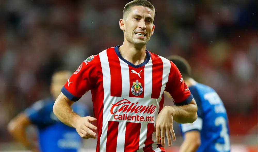 Santiago Ormeño solo lleva un gol contra Chivas. Foto: EFE