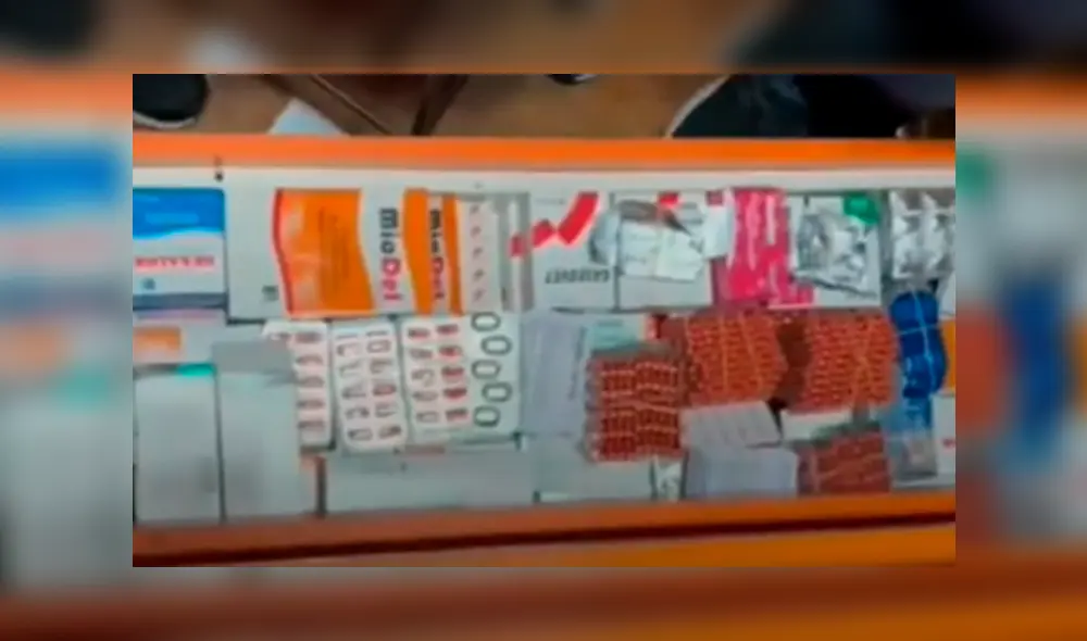 Los puestos funcionaban bajo la fachada de venta de mochilas, pero la Policía encontró medicamentos vencidos. Foto: captura de Latina