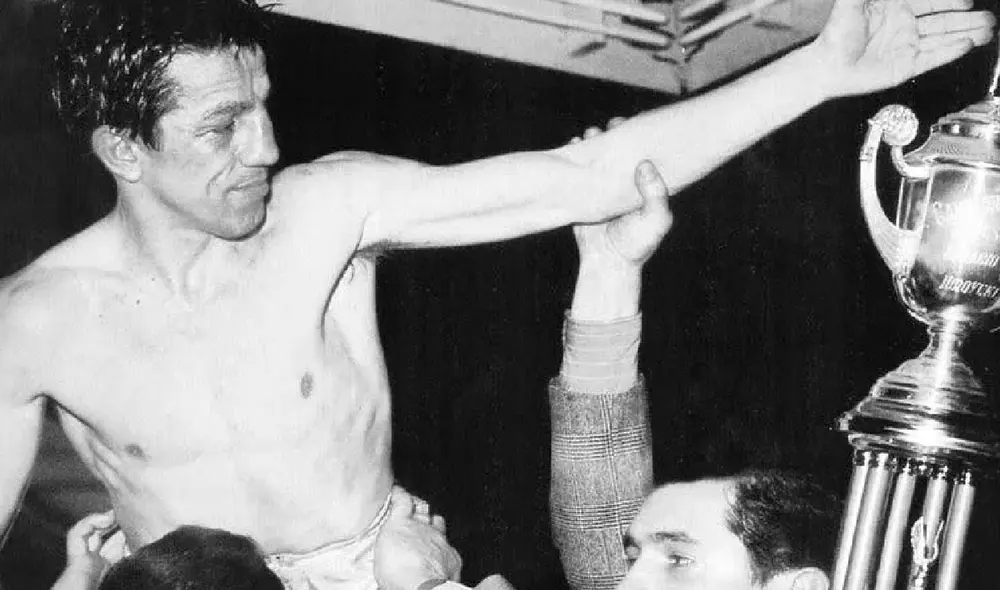 Horacio Accavallo ganó en Tokio el título al mejor boxeador del mundo. Foto: Penguin Random House Horacio Accavallo ganó en Tokio el título al mejor boxeador del mundo. Foto: Penguin Random House