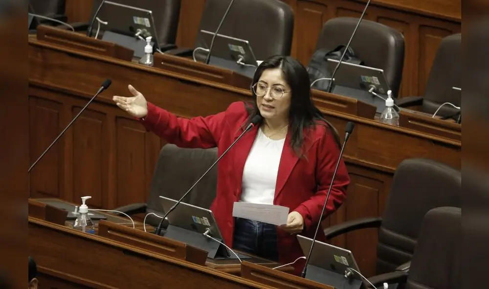 Kelly Portalatino considera que el líder de Perú Libre no ha incurrido en faltas a la justicia. Foto: Antonio Melgarejo/La República