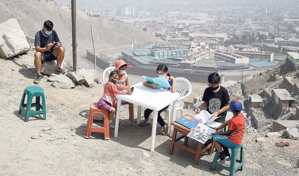 Realidad. Durante 2020 y 2021, la educación pública no pudo atender a los más pobres. Foto: Antonio Melgarejo/La República