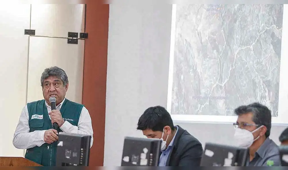 Explicación. Funcionario del PSI explicó problemas de proyecto Yanapujio a juntas de usuarios.  y autoridades.