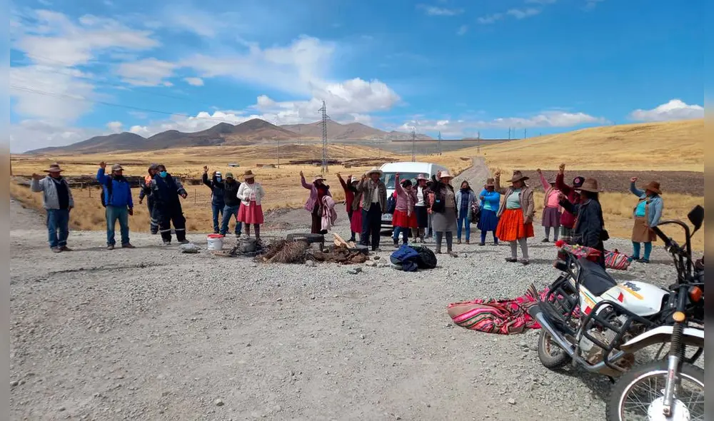 Protestas en Espinar, bloqueo de Corredor Minero. Foto: Las 11 Comunidades originarias.