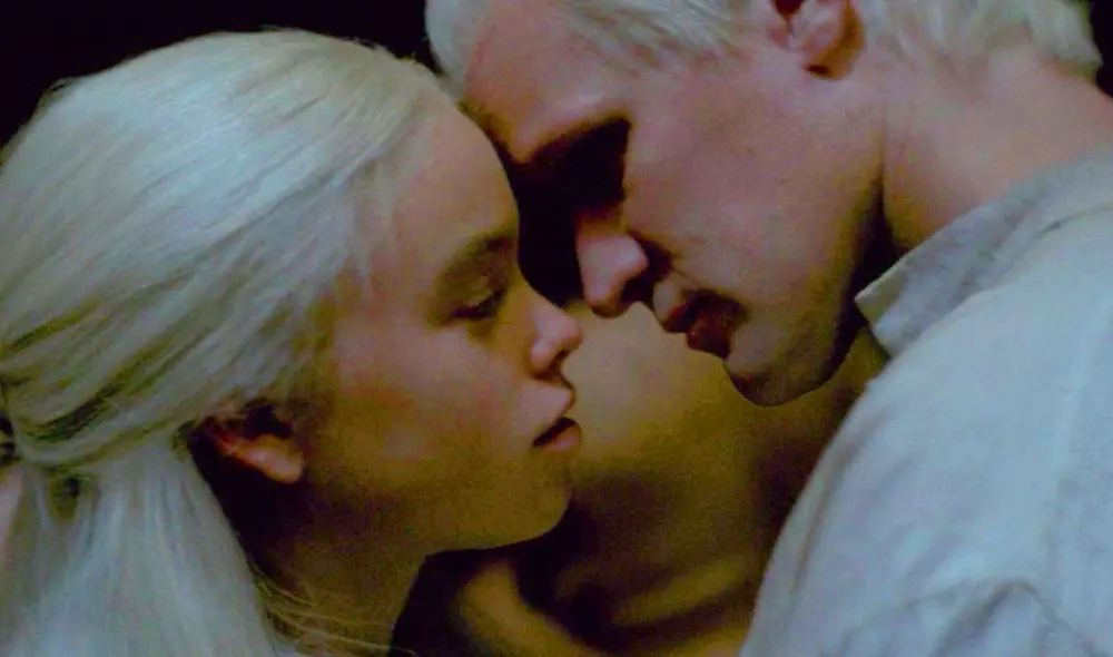 Las escenas de sexo en "House of the dragon" cuentan con una profesional que se asegura de crear el ambiente perfecto para que nadie resulte lastimado ni vulnerado en su sexualidad. Foto: HBO Max Las escenas de sexo en "House of the dragon" cuentan con una profesional que se asegura de crear el ambiente perfecto para que nadie resulte lastimado ni vulnerado en su sexualidad. Foto: HBO Max