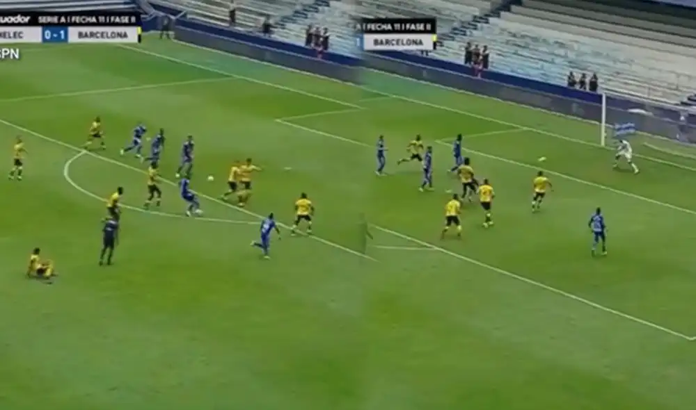 Golazo de José Cevallos para el empate de Emelec ante Barcelona SC. Foto: captura de GoiTV