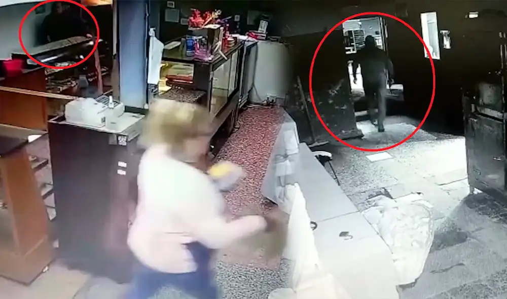 La víctima fue asesinada alrededor de las 6.20 a. m. dentro de una panadería, negocio donde trabajaba. Foto: captura de Clarín La víctima fue asesinada alrededor de las 6.20 a. m. dentro de una panadería, negocio donde trabajaba. Foto: captura de Clarín