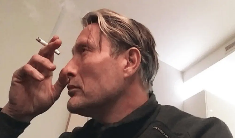 Los amantes del cine tomaron una parte de la entrevista del artista danés para hacer bromas, lo cual llamó la atención de miles. Foto: Plantillas de memes