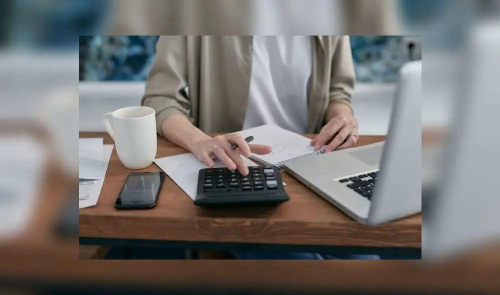 Conoce en la siguiente nota cómo acceder virtualmente a tu historial crediticio en la SBS y el Infocorp. Foto: Andina