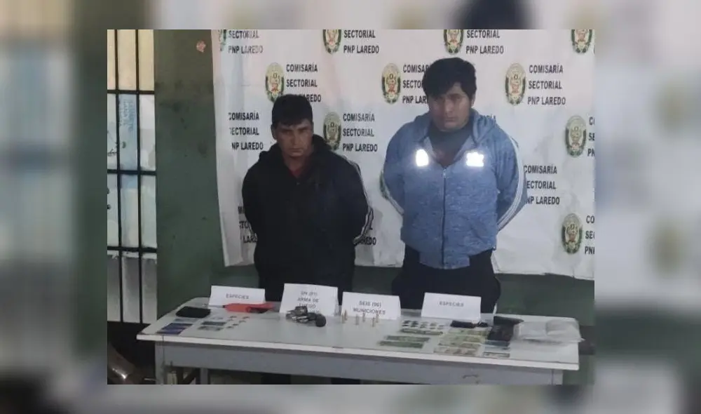 A los detenidos se les incautó un arma de fuego y otras especies. Foto: PNP